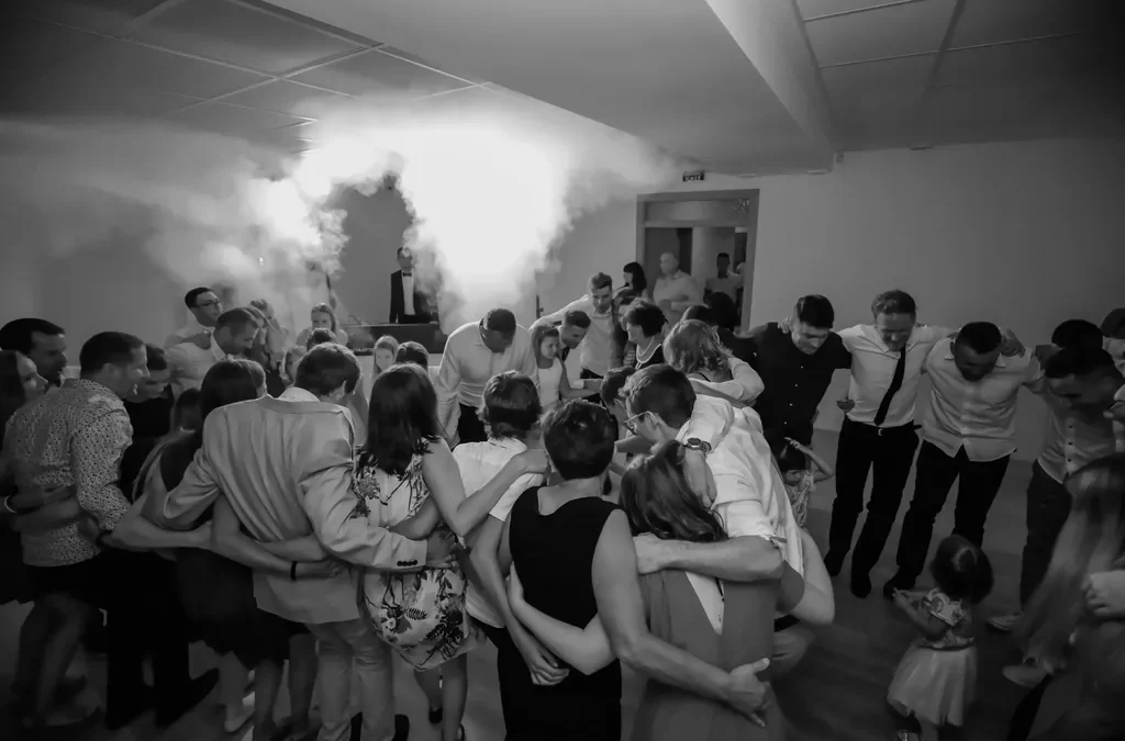 Valóban csak az esküvői DJ-n múlik a felhőtlen hangulat?