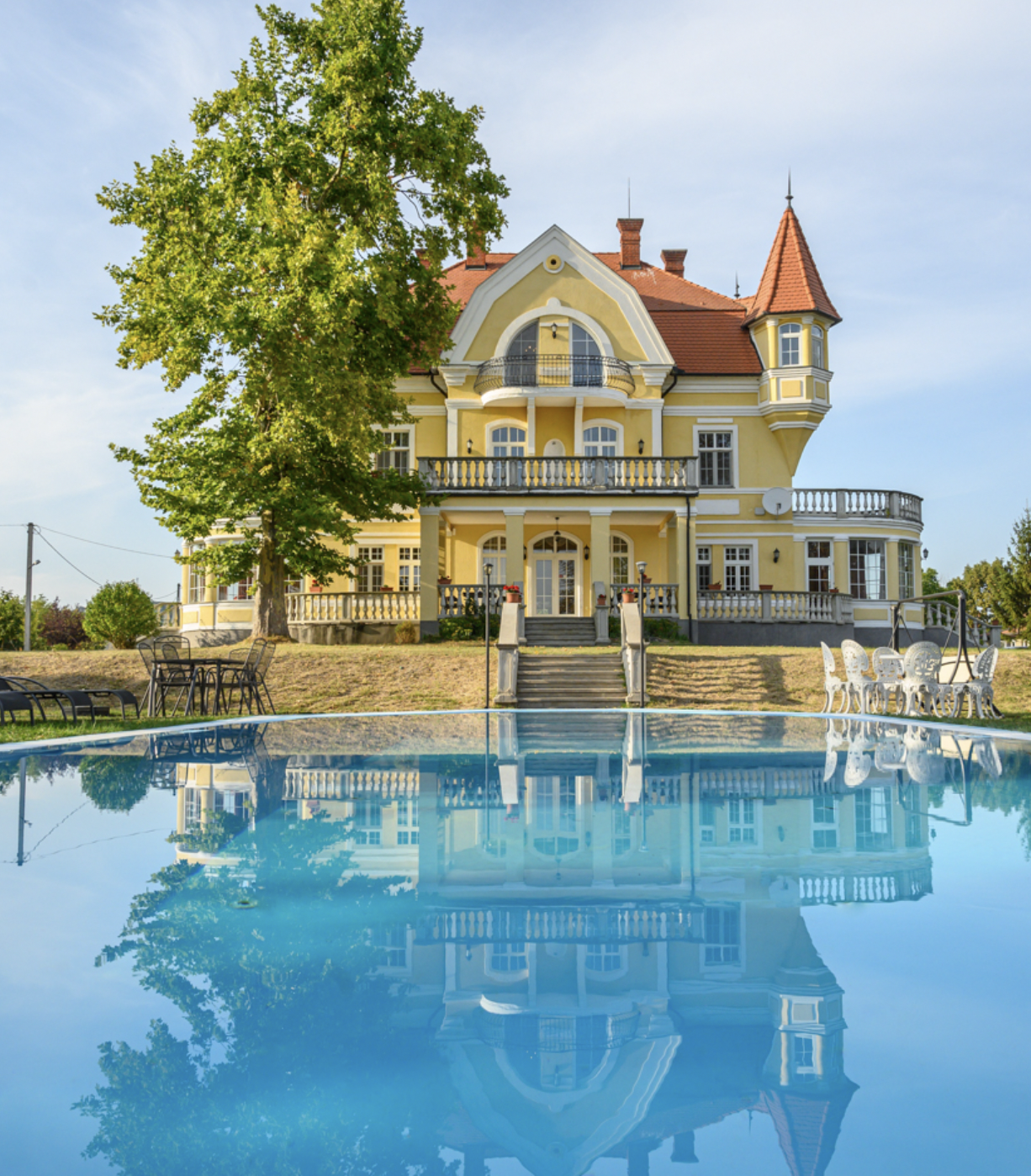 Esküvői DJ Fonyód – rendezvény a Boros Kastélyban vagy Hotel DAM Fonyódon