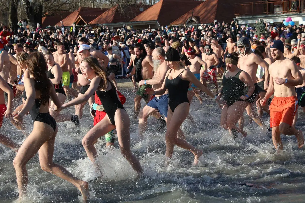 77f159f7250c4b0189c42d8815883d5a Balaton Dj